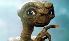 面接担当のつぶやき2015/12/04 16:11の投稿「E.T」